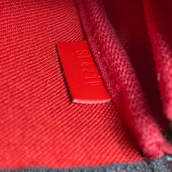 ✈️SOLD✈️💝👠Authentic 2020 France LIMITED EDITION Pochette - Picture 9 of 9